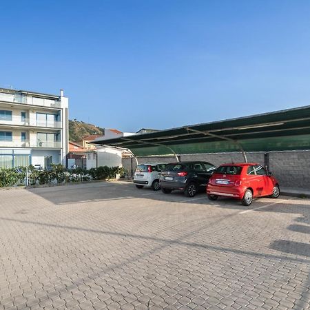 Terraces D'Orlando - Family Apartments With Sea View And Pool Capo dʼOrlando Екстериор снимка