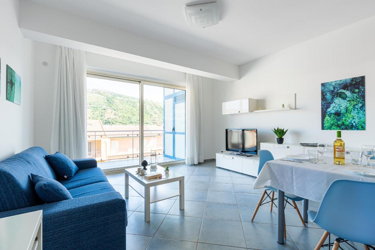 Terraces D'Orlando - Family Apartments With Sea View And Pool Capo dʼOrlando Екстериор снимка