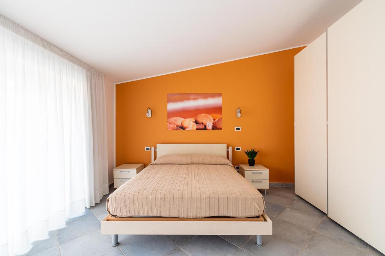 Terraces D'Orlando - Family Apartments With Sea View And Pool Capo dʼOrlando Екстериор снимка