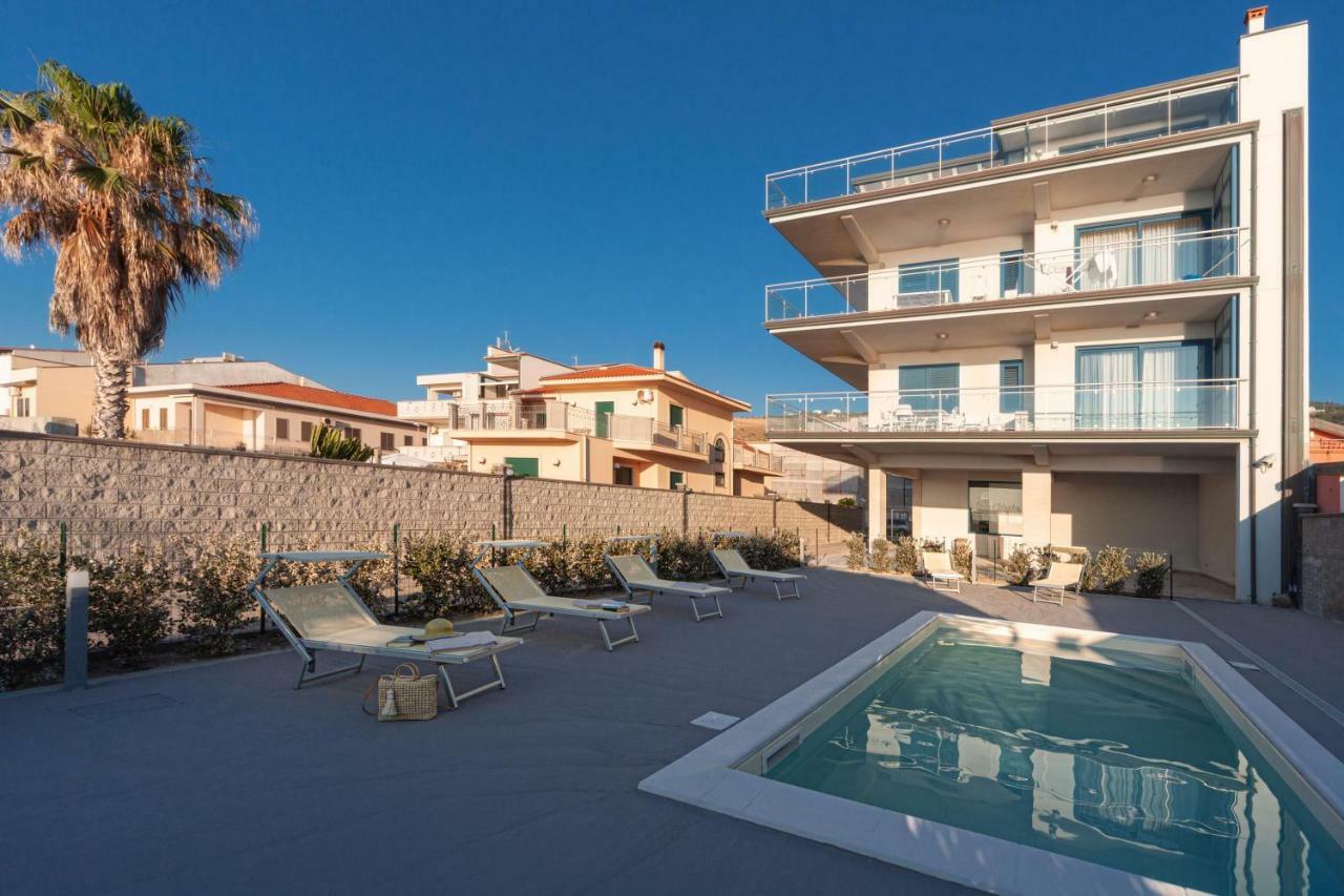 Terraces D'Orlando - Family Apartments With Sea View And Pool Capo dʼOrlando Екстериор снимка